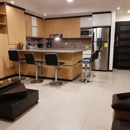 Condominio La Victoria, Departamento En Cuenca 1 外观 照片